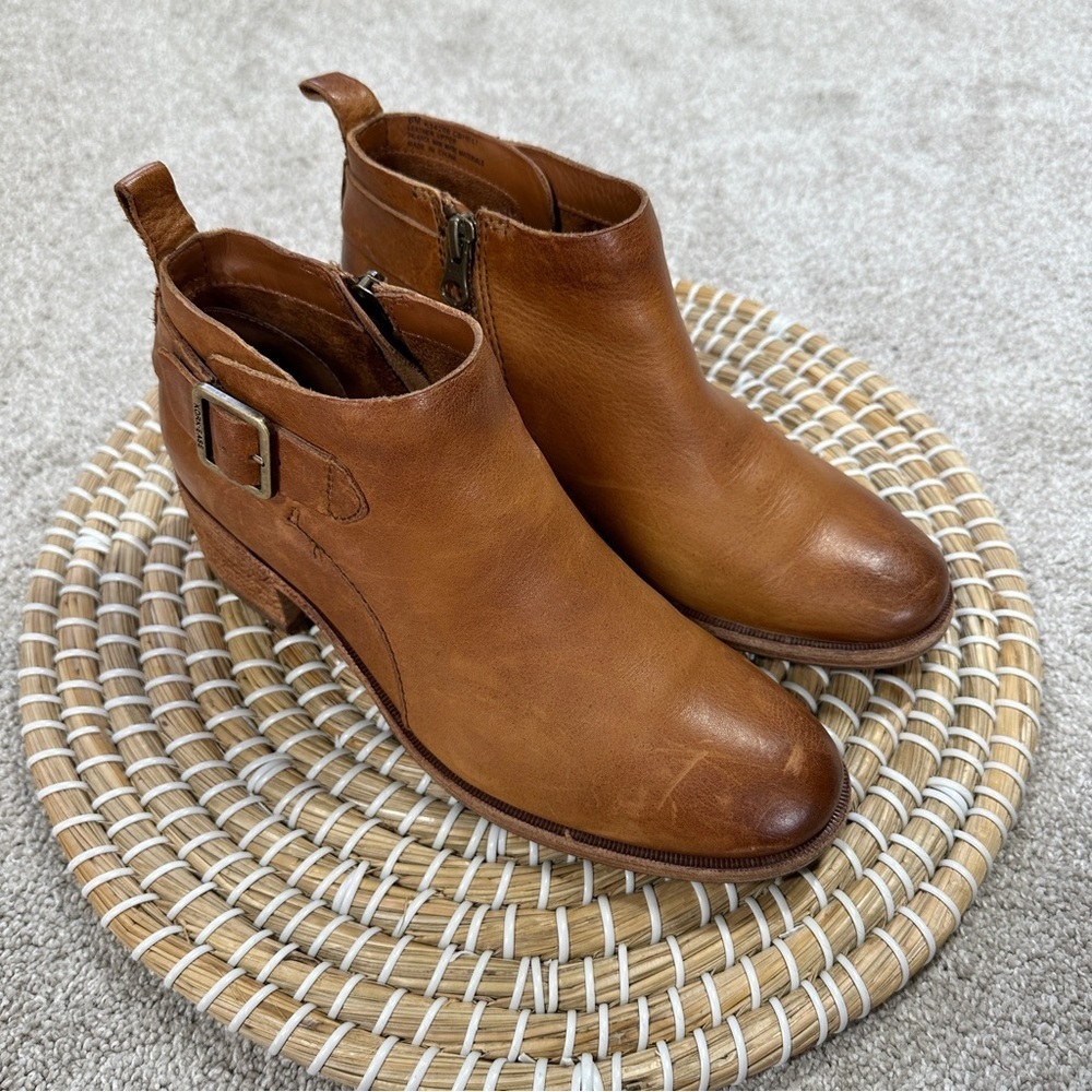 Kork-Ease Women’s Mesa Ankle Boots Brown Leather Bootie Belted Buckle Size 6M